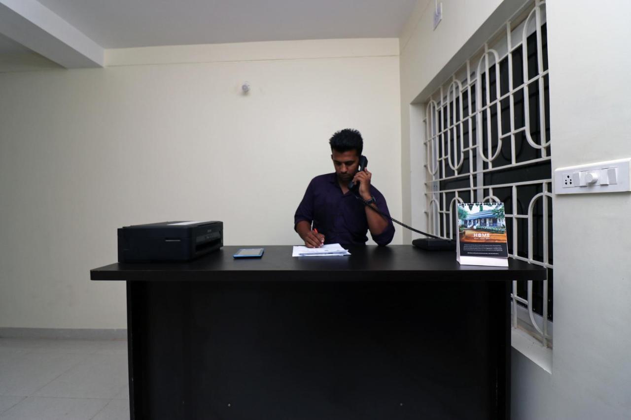 OYO 35905 Hotel Ayush Palace Cuttack Exterior foto